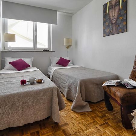 V Ajax Warsaw Bed&Breakfast Rooms מראה חיצוני תמונה