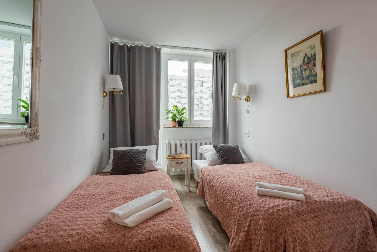 V Ajax Warsaw Bed&Breakfast Rooms מראה חיצוני תמונה